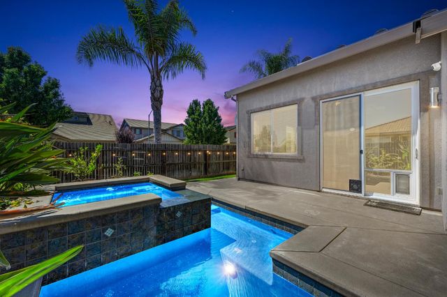 12212 Habitat Way, Rancho Cordova, CA 95742
