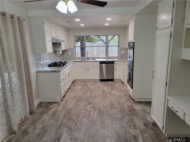 10651 Baton Rouge Place, Porter Ranch, CA 91326