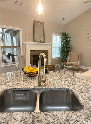 6042 Fielder Way, Douglasville, GA 30135