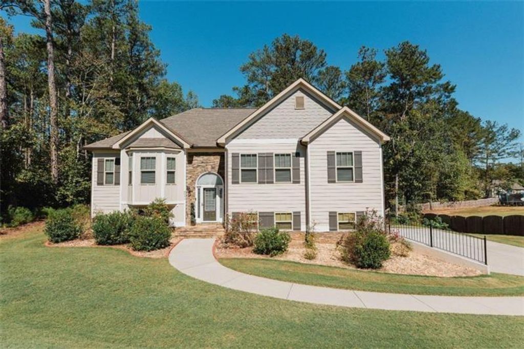 6042 Fielder Way, Douglasville, GA 30135