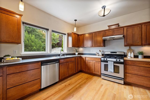 1904 N Proctor Street, Tacoma, WA 98406