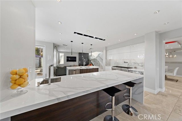 27701 Crestknoll Court, Murrieta, CA 92563