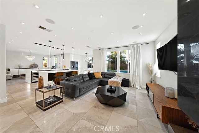 27701 Crestknoll Court, Murrieta, CA 92563