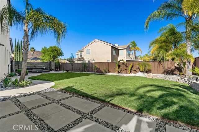 27701 Crestknoll Court, Murrieta, CA 92563