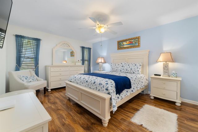 7821 SE Sugar Sand Circle, Hobe Sound, FL 33455