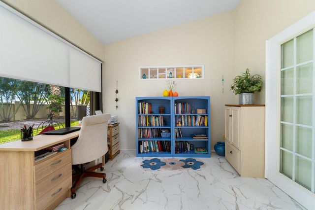 7821 SE Sugar Sand Circle, Hobe Sound, FL 33455