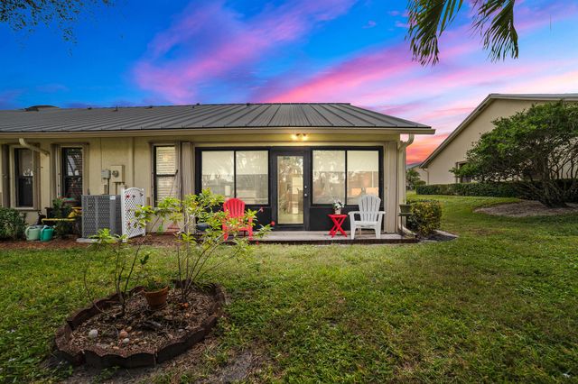7821 SE Sugar Sand Circle, Hobe Sound, FL 33455