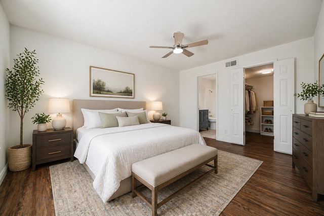 9700 Leawood Boulevard 1214, Houston, TX 77099