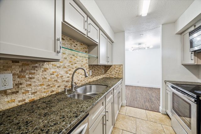 9700 Leawood Boulevard 1214, Houston, TX 77099