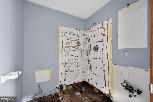 523 SWAIN ST, Bristol, PA 19007