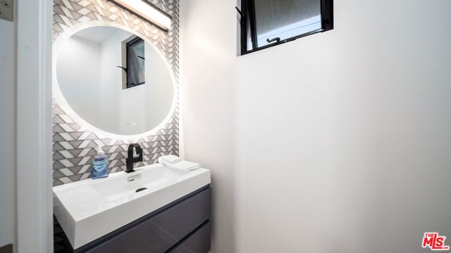 2435 S Penmar Avenue, Venice (los Angeles), CA 90291