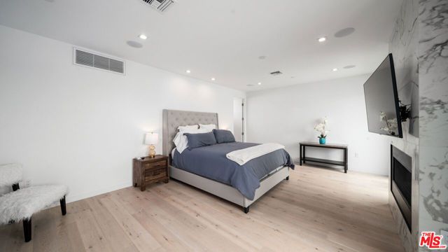 2435 S Penmar Avenue, Venice (los Angeles), CA 90291