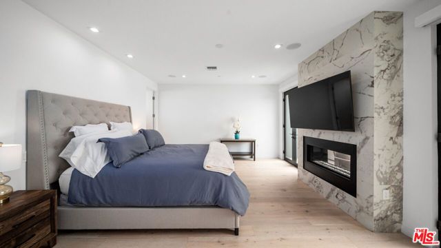 2435 S Penmar Avenue, Venice (los Angeles), CA 90291