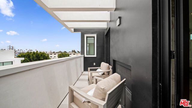 2435 S Penmar Avenue, Venice (los Angeles), CA 90291
