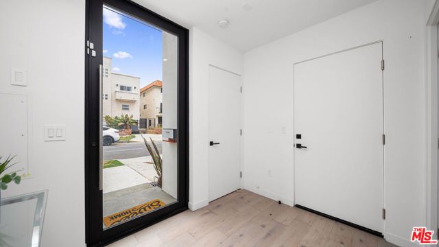 2435 S Penmar Avenue, Venice (los Angeles), CA 90291