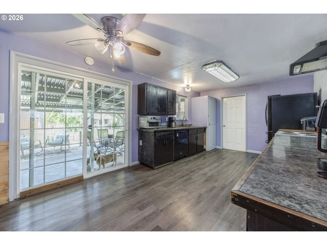 620 HUGHES St, Eugene, OR 97402