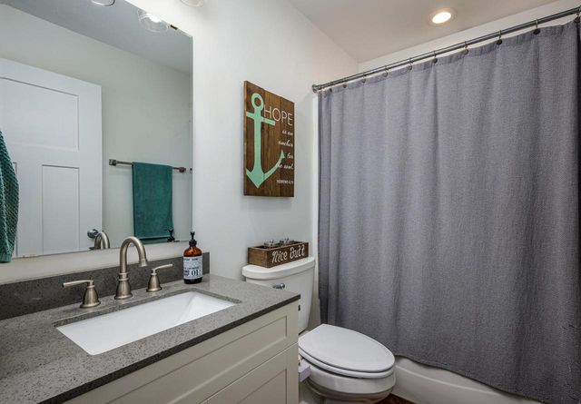 7552 336th AVENUE, Burlington, WI 53105