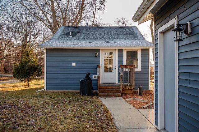 7552 336th AVENUE, Burlington, WI 53105