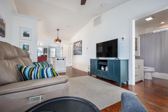 7552 336th AVENUE, Burlington, WI 53105