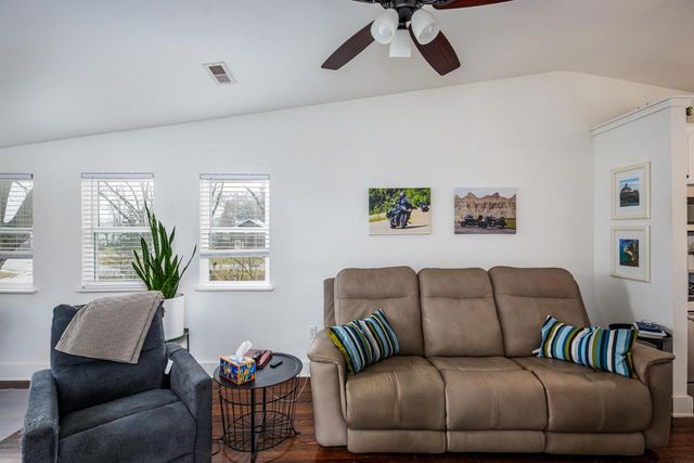 7552 336th AVENUE, Burlington, WI 53105