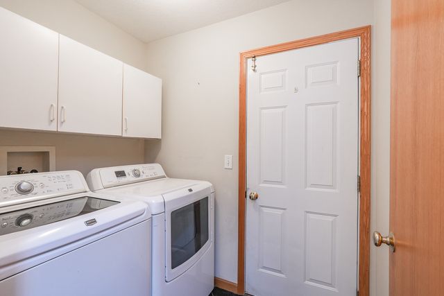 671 Diversatech Drive N, Manteno, IL 60950