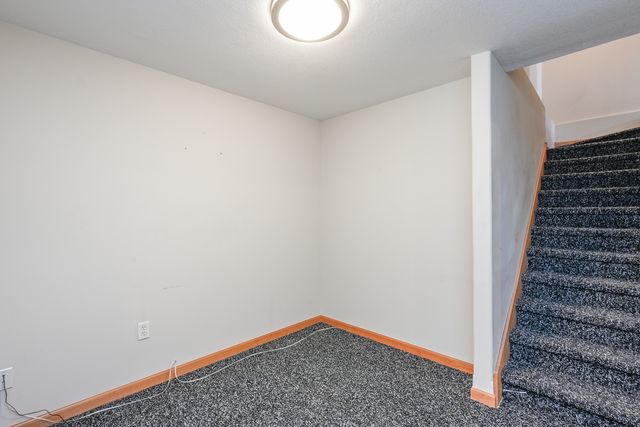 671 Diversatech Drive N, Manteno, IL 60950