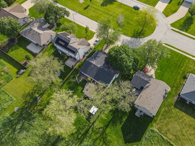 671 Diversatech Drive N, Manteno, IL 60950
