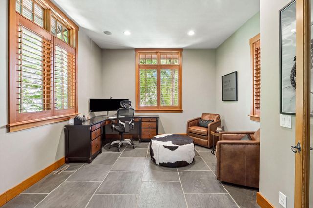 2439 Emerald Trail, Minnetonka, MN 55305