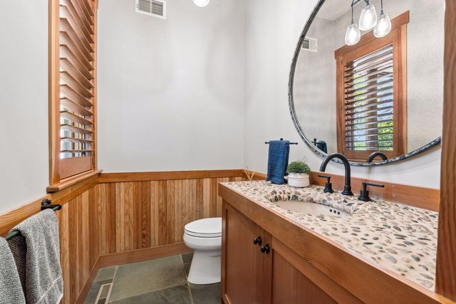 2439 Emerald Trail, Minnetonka, MN 55305
