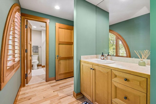2439 Emerald Trail, Minnetonka, MN 55305