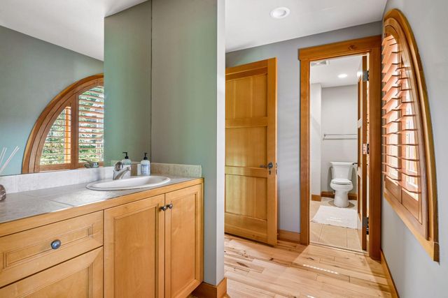 2439 Emerald Trail, Minnetonka, MN 55305
