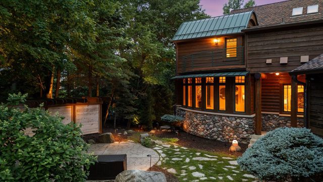 2439 Emerald Trail, Minnetonka, MN 55305