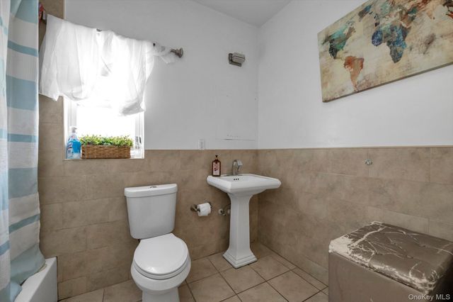 149 S 10th Avenue, Mount Vernon, NY 10550