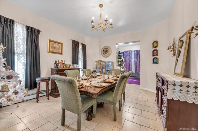 149 S 10th Avenue, Mount Vernon, NY 10550