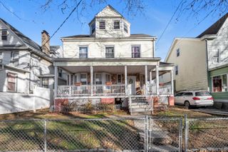 149 S 10th Avenue, Mount Vernon, NY 10550