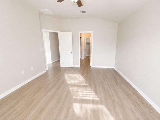 228 Avalanche Ave, Georgetown, TX 78626