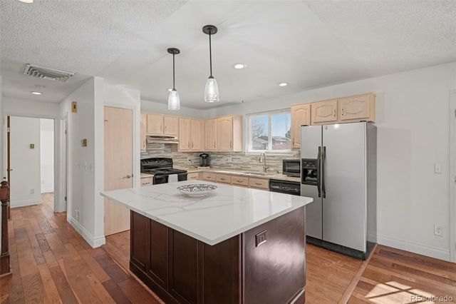 1354 S Zeno Street, Aurora, CO 80017