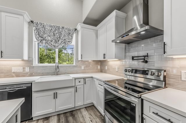 164 Braford, Onalaska, TX 77360