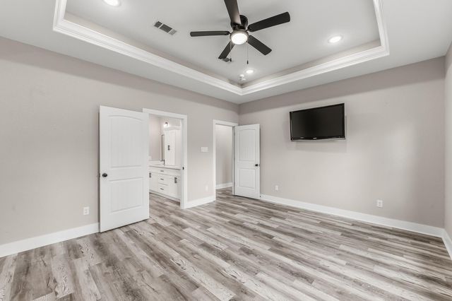 164 Braford, Onalaska, TX 77360