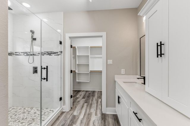 164 Braford, Onalaska, TX 77360