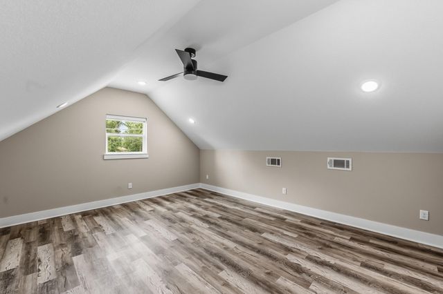164 Braford, Onalaska, TX 77360
