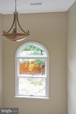 105 MESQUITE CT, Winchester, VA 22602