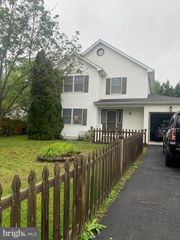 105 MESQUITE CT, Winchester, VA 22602