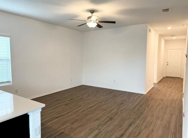 13707 Tordillo DR, Elgin, TX 78621