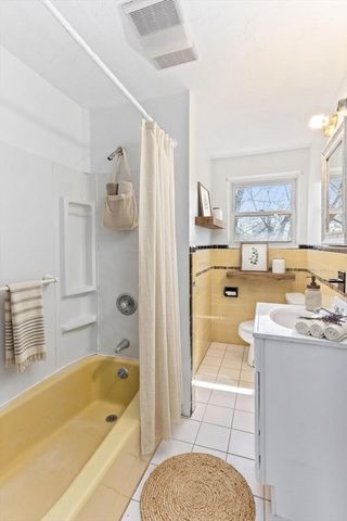 80 Highview St 80, Norwood, MA 02062