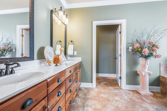 300 Wickerberry Way, Athens, AL 35611