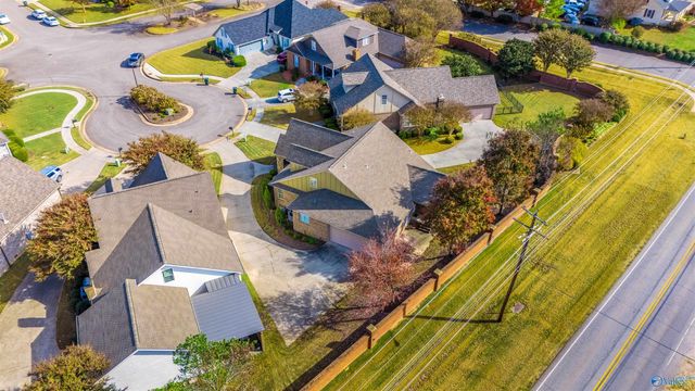 300 Wickerberry Way, Athens, AL 35611