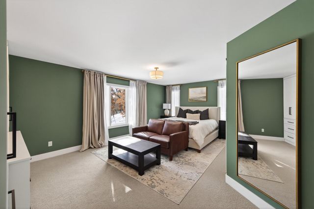 8475 Hidden Bay Trail N, Lake Elmo, MN 55042