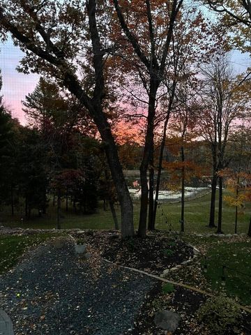 8475 Hidden Bay Trail N, Lake Elmo, MN 55042