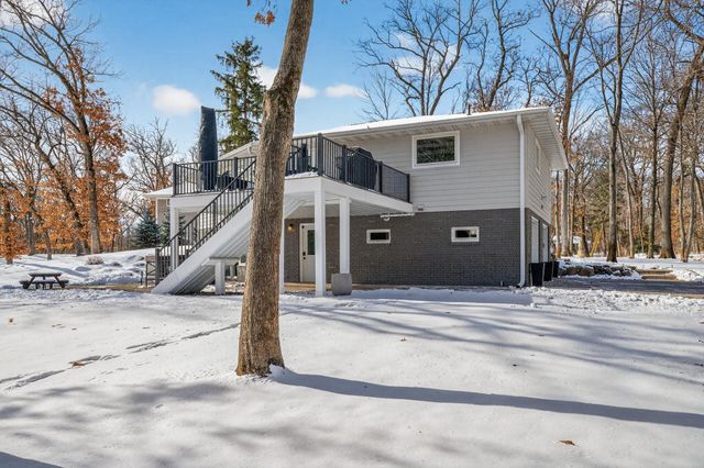 8475 Hidden Bay Trail N, Lake Elmo, MN 55042